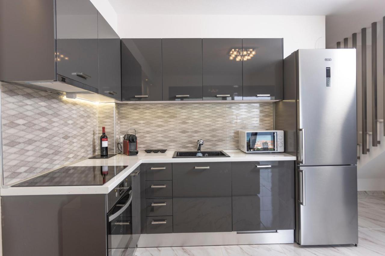The Sea View Apartment Полихроно Екстериор снимка