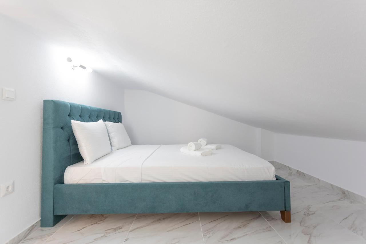 The Sea View Apartment Полихроно Екстериор снимка